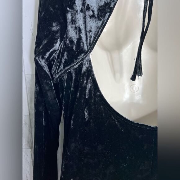 Future Collective Women Dress Ruched Long Sleeve Open Back Black Size 1X NEW - Picture 3 of 13